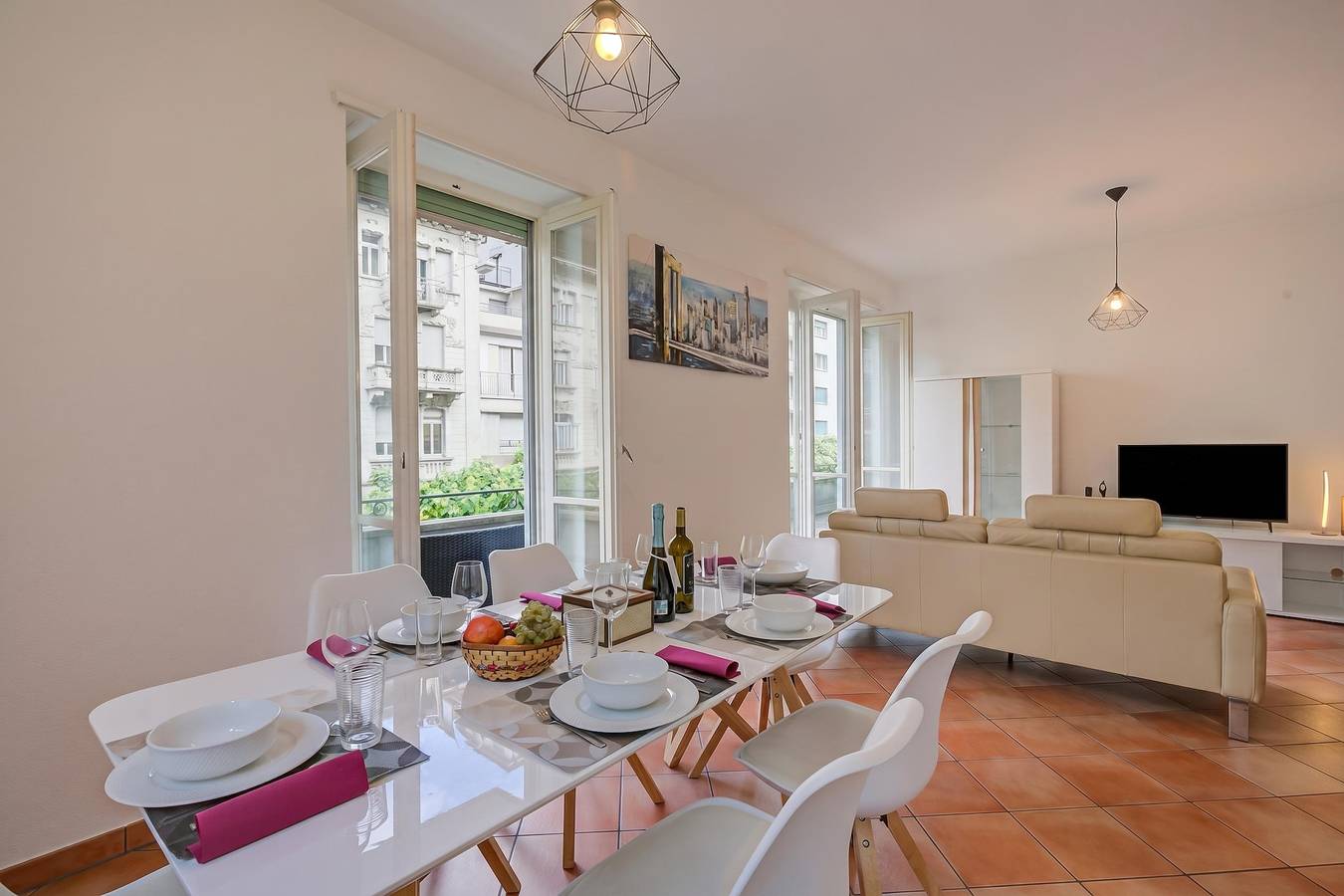 Ganze Wohnung, Bellinzona in Centro: Lift, Parking, Sleeps 6 in Bellinzona, Lepontinische Alpen