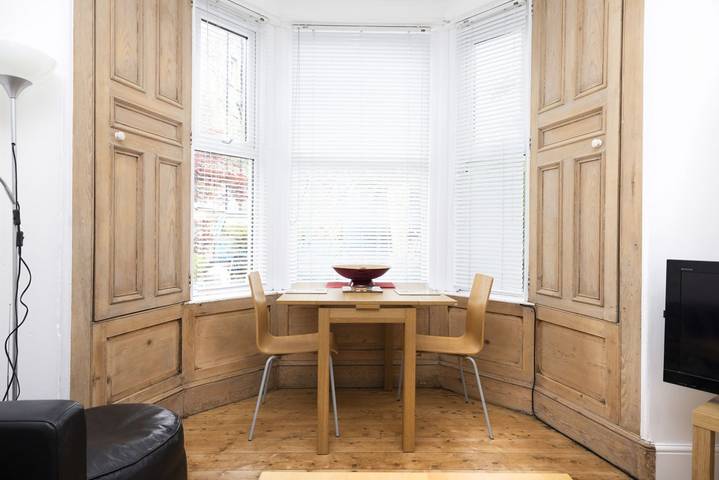 Apartment for 2 people, with Garden in Edinburgh