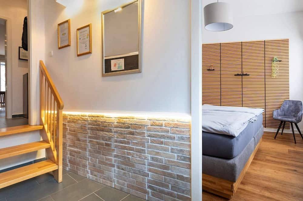 Entire apartment, Fair And Holiday Apartment With A Perfect Location In Hannovers City Near To Maschsee! in Südstadt (Hanover), Hannover