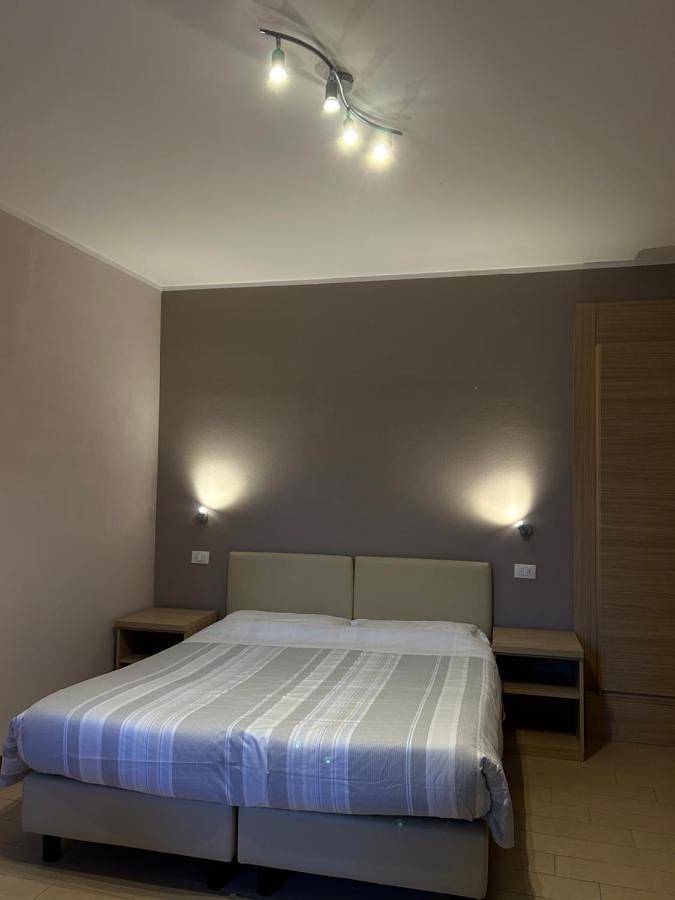 B&b per 2 persone, con Terrazza e Giardino a Comune di Stresa