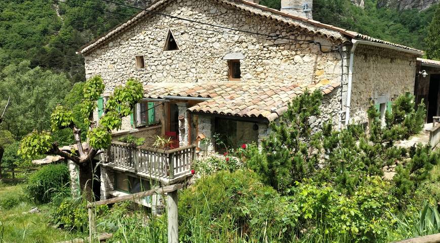 Chambre d’hôte pour 2 personnes, avec jardin