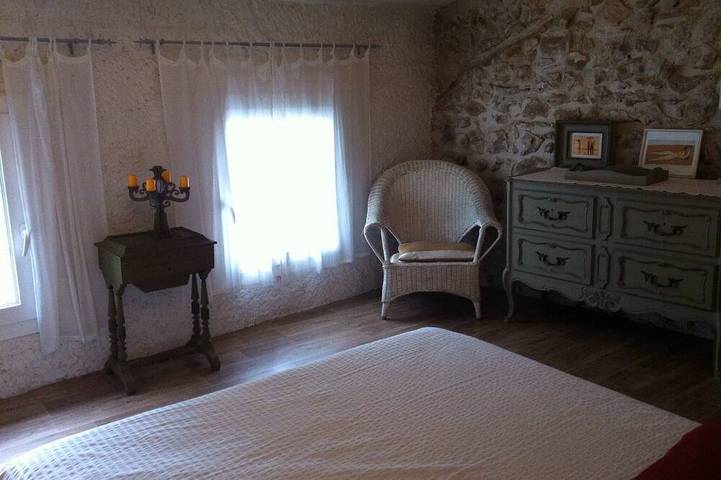 Location de vacances pour 6 personnes, avec jardin et terrasse à Poulx - 3