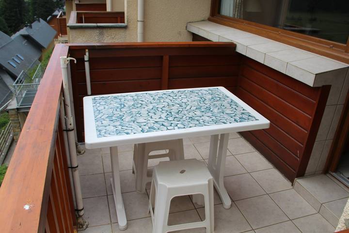 Gîte pour 4 personnes, avec balcon et vue sur le lac à Campan - 3