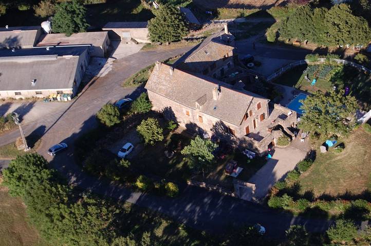 Chambre d’hôte pour 5 personnes, avec piscine et jardin dans l' Aveyron - 3