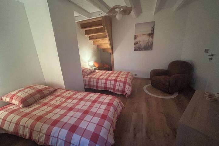 Location de vacances pour 6 personnes, avec jardin, animaux acceptés à Sainte-Mondane - 3