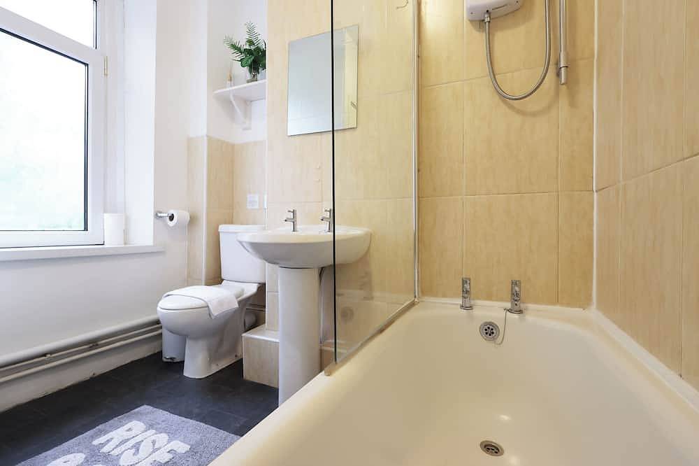 Appartamento intero, Contractor Base • 3 Beds • City Access • Wifi in Swansea, Swansea e dintorni