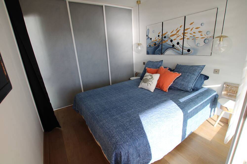 Ganze Wohnung, Waterfront apartment in Côte d'Azur 3 rooms in Le Trayas, Saint-Raphaël