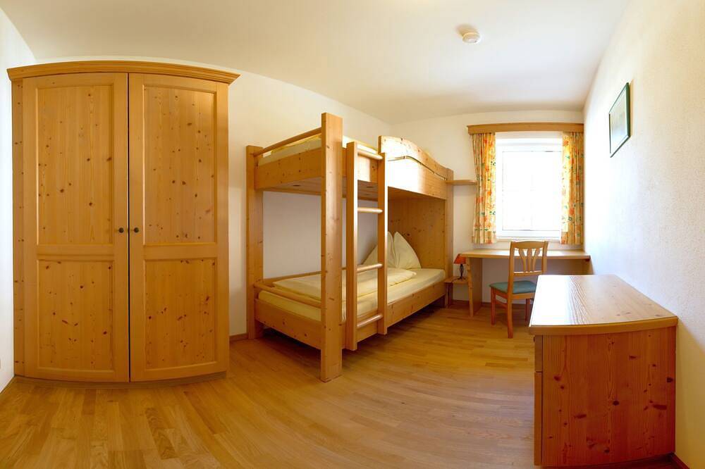 Ganze Wohnung, Ferienwohnung/App. für 6 Gäste mit 75m² in Kochel am See (171320) in Kochelsee