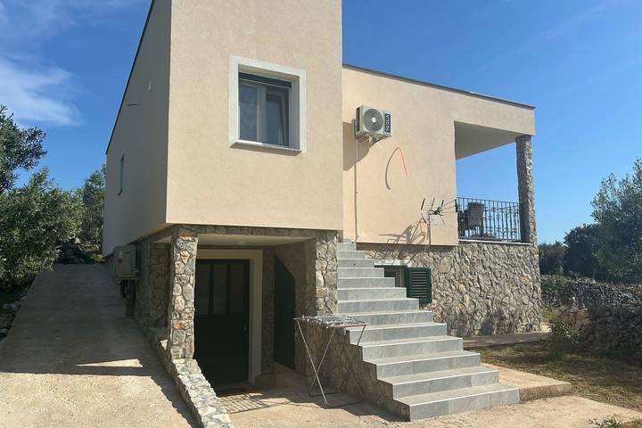 3-Zimmer-Haus mit Terrasse und Meerblick Bucht Zuborovica, Pasman K-24333 in Nevidane, Pasman