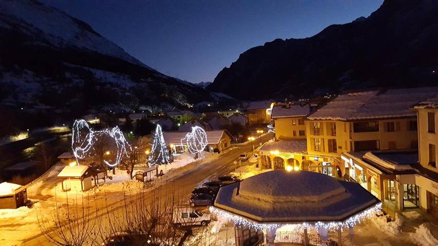Hôtel pour 2 personnes, avec vue et terrasse à L'Argentière-la-Bessée