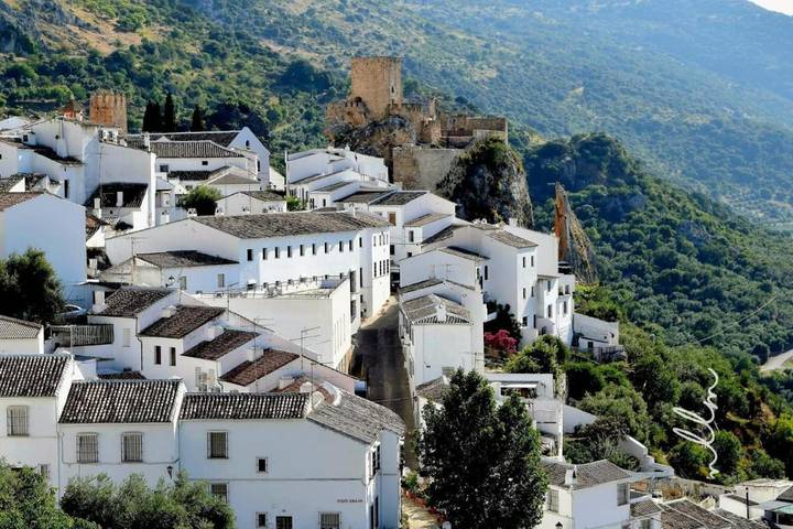 Maison de campagne pour 5 personnes, avec terrasse et vue, animaux acceptés à Zuheros - 2