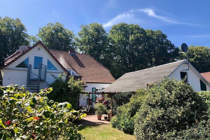 Ferienhaus für 2 Personen, mit Garten in Wustrow