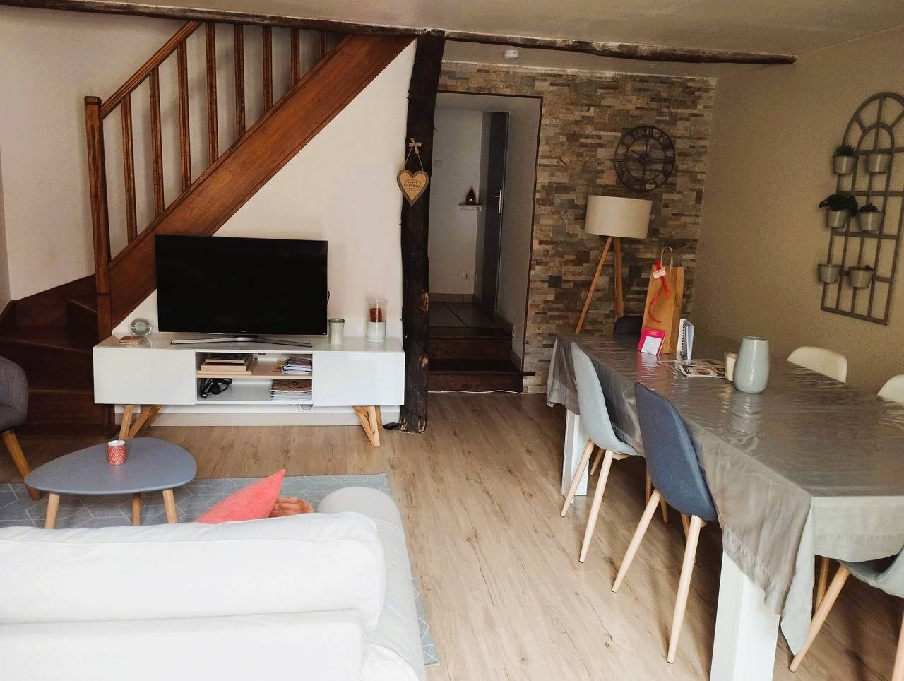 Appartement entier, La maison de Marie - Châtillon-sur-Chalaronne in Châtillon-sur-Chalaronne, Région de Bourg-en-Bresse