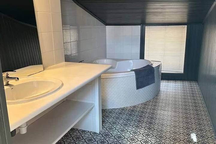 Maison de vacances pour 16 personnes, animaux acceptés à Bourgoin-Jallieu