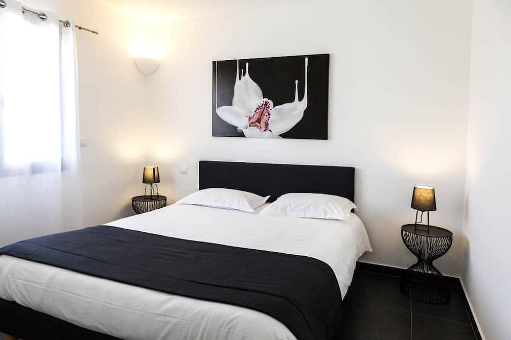 Appartement entier, L'Albitru Mini-villas à la campagne avec piscine chauffée in Bonifacio, Arrondissement de Sartène