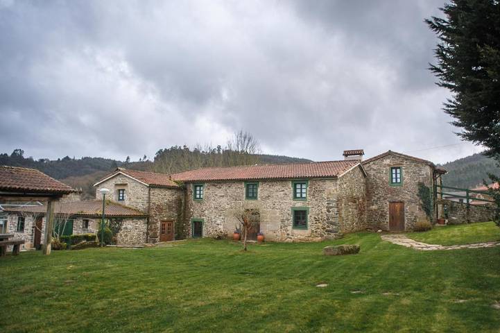 Casa rural para 3 personas, con vistas y jardín, Se admiten mascotas en Provincia de La Coruña - 2