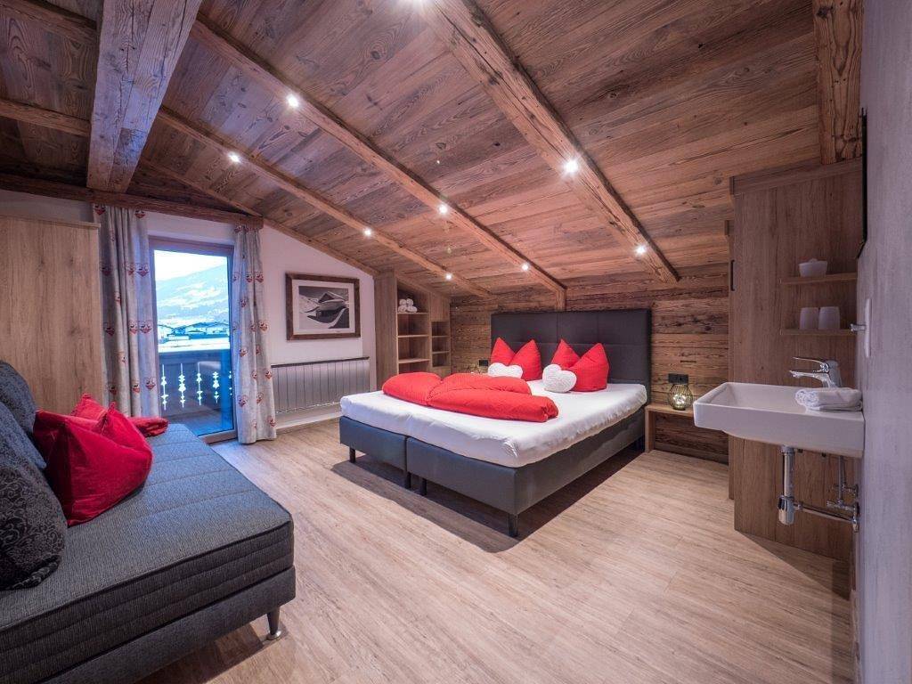 Entire holiday apartment, Apart Tyrol in Uderns, Ski-Optimal Hochzillertal