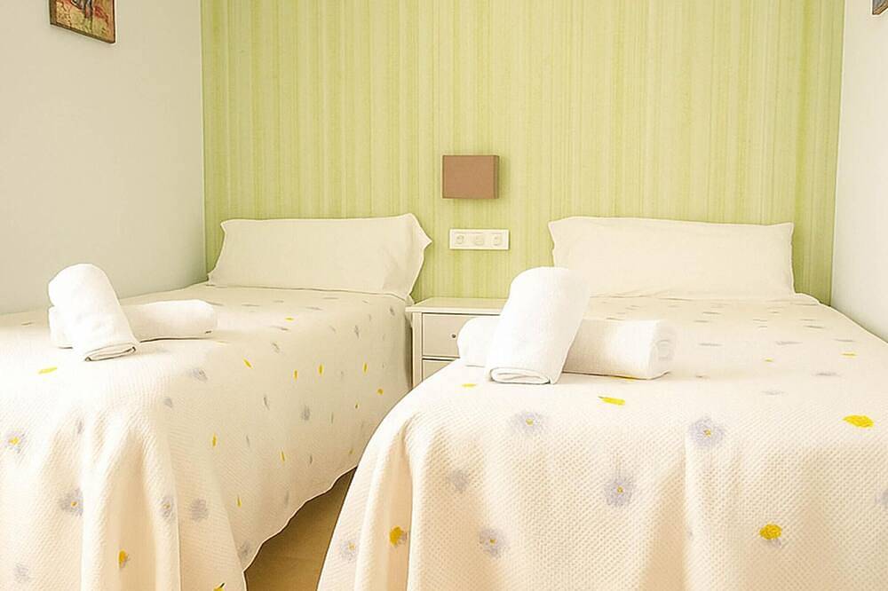 Modernes Strandbungalow mit Klimaanlage und Wlan, ideal für Familienurlaub in Saladillo Benamara, Estepona