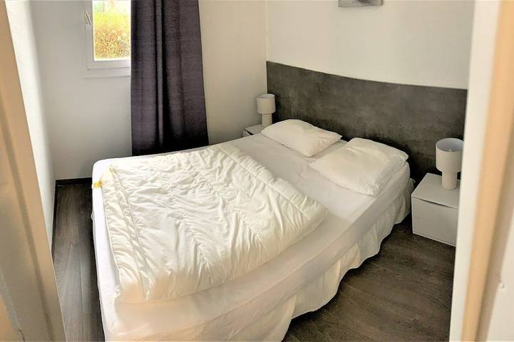 Gîte pour 3 personnes, avec jardin dans Plage Trestignel - 2