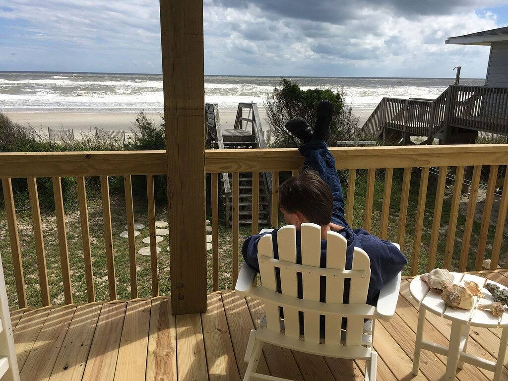 Oceanfront - innen und außen sonnig! in Holden Beach, Brunswick County