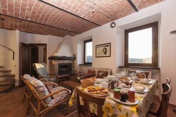 Agriturismo voor 13 Personen in Trezzo Tinella, Langhe, Afbeelding 2