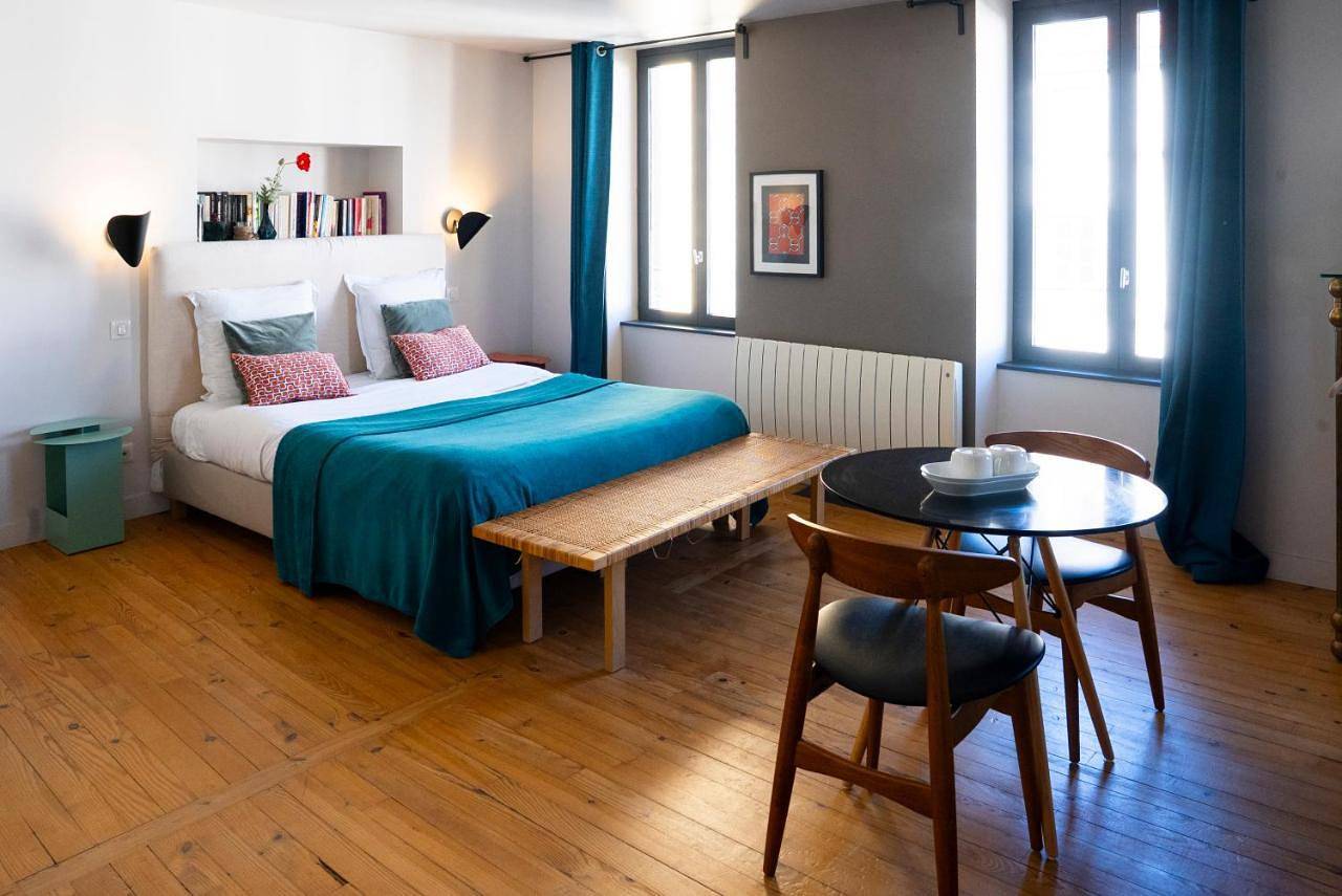 One-Bedroom Suite in Clermont-Ferrand, Parc naturel régional des Volcans d'Auvergne