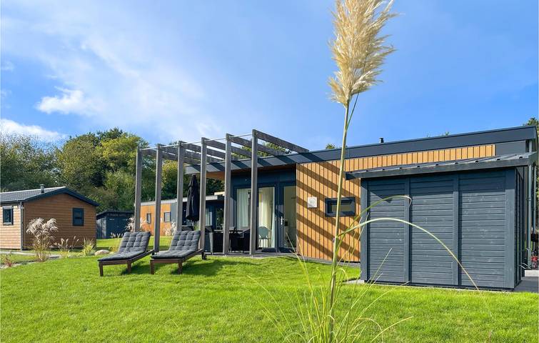 Ferienhaus für 4 Personen, mit Terrasse und Garten in Süsel - 2