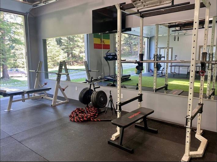 Vacation house for 6 people, with hot tub and yard as well as sauna in Montana