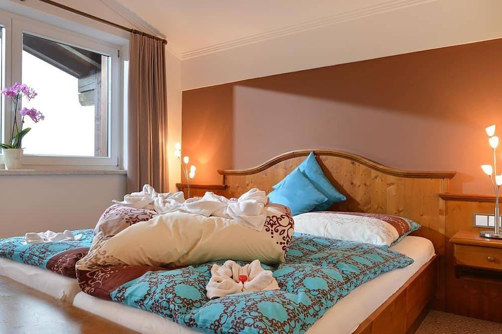 Doppelzimmer mit Du/Wc mit Balkon und Kaiserblick - Café-Restaurant-Pension in Ellmau - SkiWelt, Ellmau