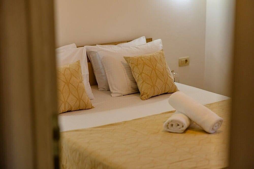 Entire apartment, Arvala Apartments - Apartment with sea view in Budva, Opština Budva