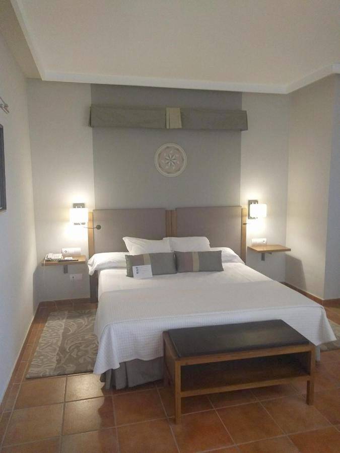 Hôtel pour 10 personnes, avec piscine et terrasse ainsi que sauna et jacuzzi à Lorca - 3