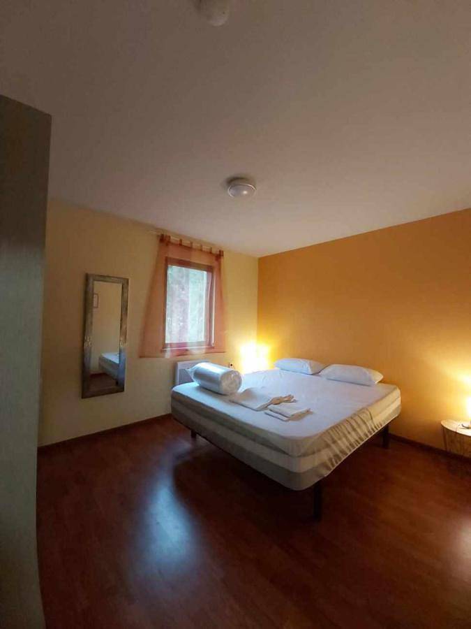 Gîte pour 6 personnes, avec jardin et terrasse, animaux acceptés à Mercus-Garrabet - 3