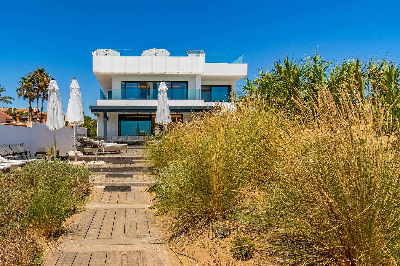The Beach House in Las Chapas, Marbella