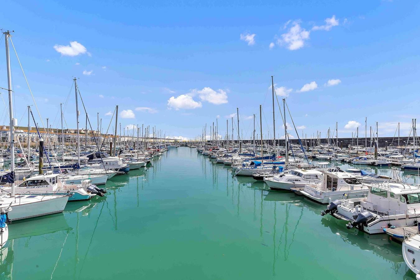 Geheel appartement, Vakantieappartement voor 4 personen met terras in Brighton Marina, Brighton