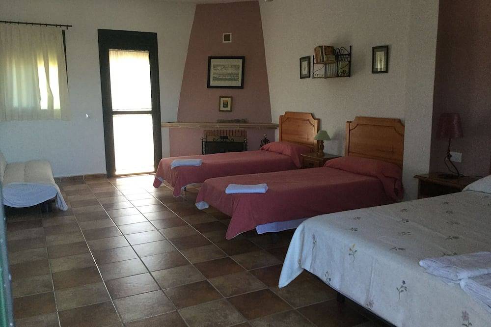 Preciosa y amplia villa de playa y campo en Los Caños de Meca in Los Caños de Meca, Barbate