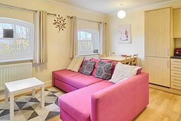 Apartment for 4 People in Kent Downs, Photo 1