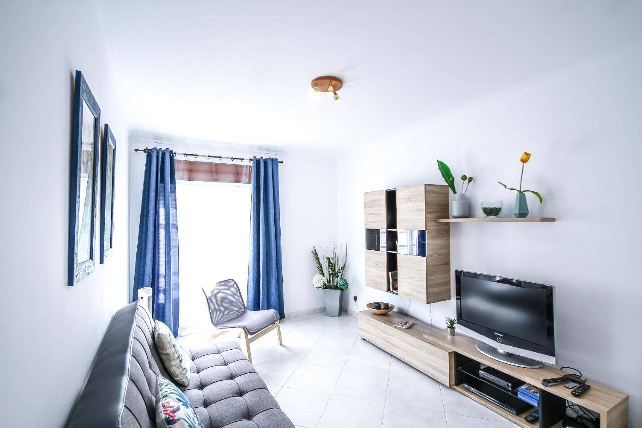 Apartamento inteiro, Apartment in Cacilhas, Almada