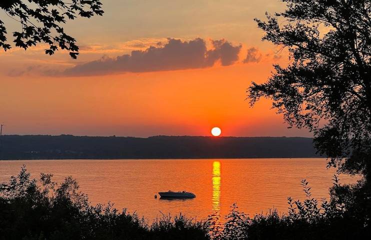 Ferienhaus für 6 Personen, mit Garten und Ausblick sowie Seeblick, mit Haustier am Ammersee