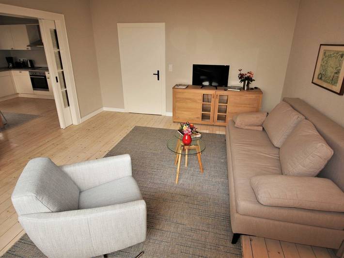 Ferienwohnung für 4 Personen, mit Terrasse und Garten, kinderfreundlich in Leer - 3