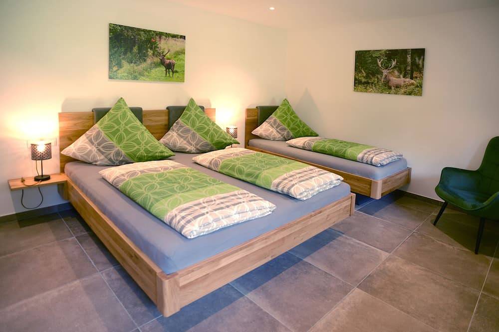 Ganze Wohnung, Ferienwohnung Holzebenhof - Urlaub in traumhafter Alleinlage in Drachselsried, Ostbayern
