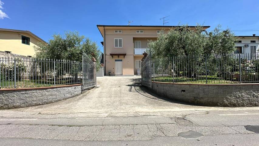 Maison d’hôte pour 3 personnes, avec Balcon ainsi que Terrasse et Vue à Lamporecchio