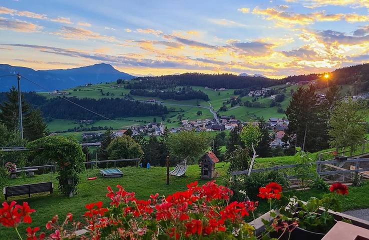 Entire apartment, Apartment 'Wald' with Mountain View, Shared Garden and Wi-Fi in Mölten, Sarntal Alps