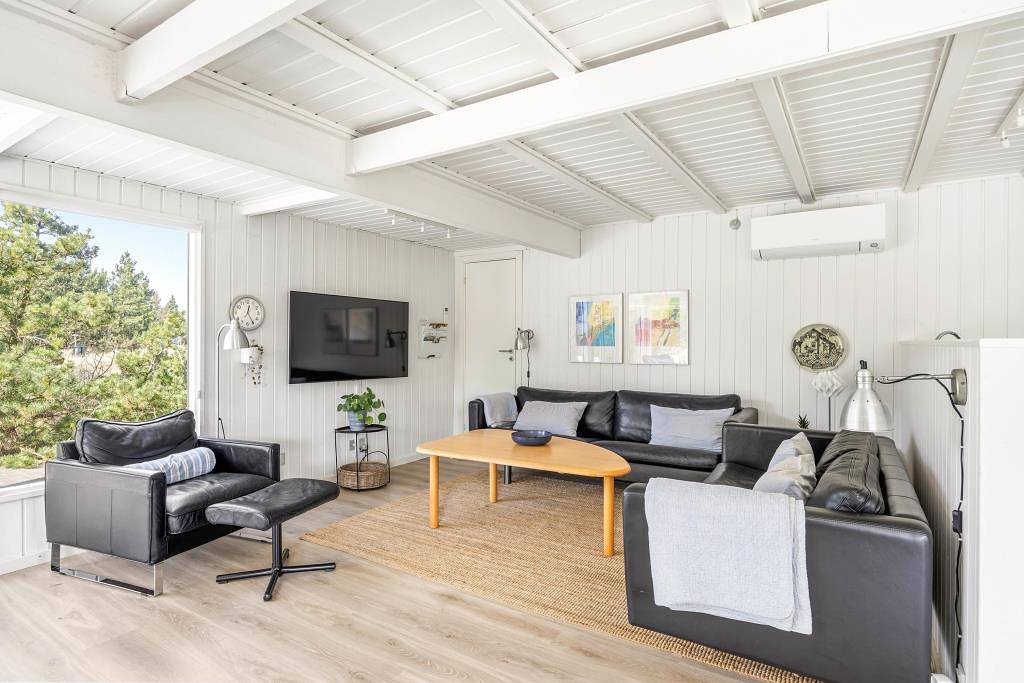Gut eingerichtetes Ferienhaus über 2 Etagen in Blåvand in Blavand, Varde