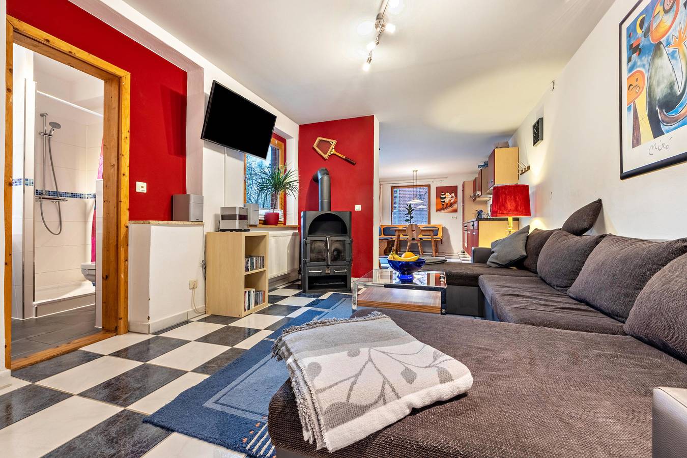 Ganze Wohnung, Ferienwohnung 'Einzimmer-Appartement' mit privater Terrasse und Wlan in Bad Gandersheim, Harzvorland