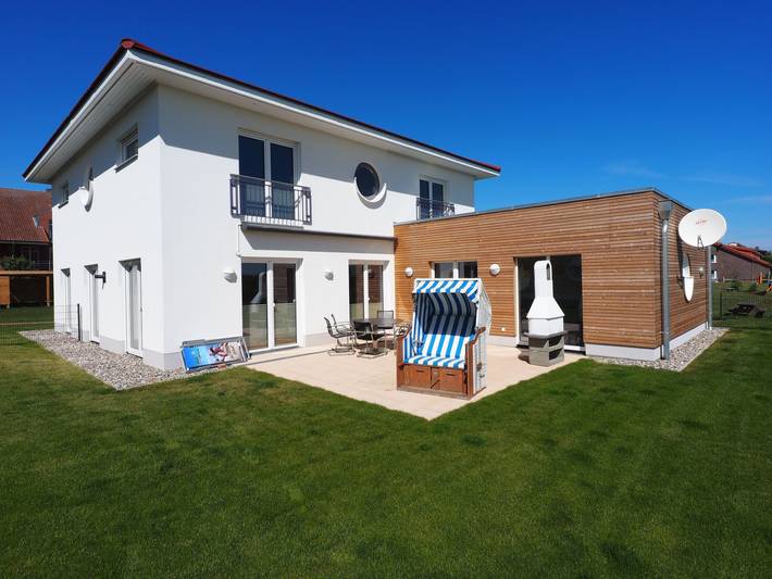 Ferienhaus für 6 Personen, mit Terrasse und Pool sowie Garten, mit Haustier in Hohen Wieschendorf