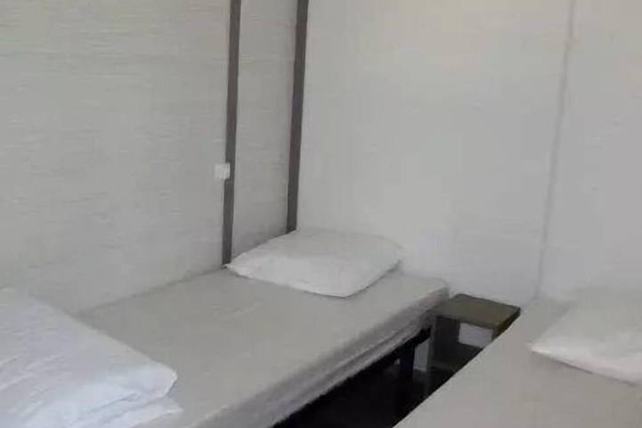 Gîte pour 4 personnes, avec bassin pour enfant ainsi que piscine et terrasse, animaux acceptés à Sainte-Reine-de-Bretagne - 3