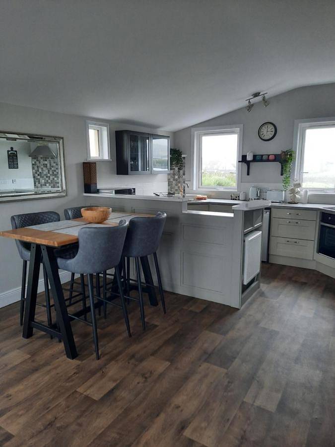 Gîte pour 4 personnes, avec jardin à Doolin - 2