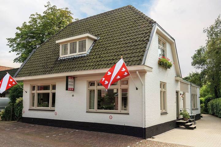 Ferienhaus für 6 Personen, mit Terrasse und Garten in Bergen (Nordholland)