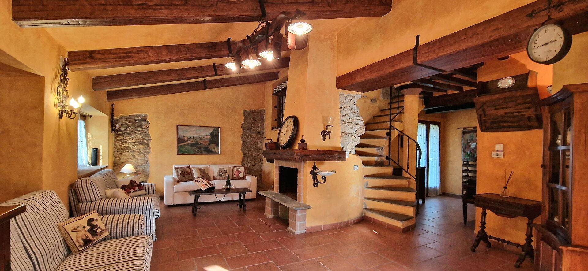 Casale Paola -by Belcantovillas - Casale Paola - Belcanto Villas in Pietrasanta, Riviera Toscana