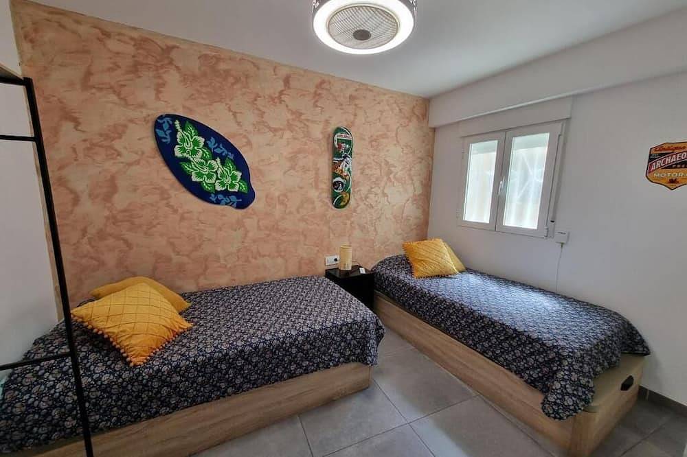 Entire apartment, Newly renovated penthouse in the historic center of Almeria. in Almería, Costa de Almería